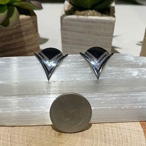 Vintage Skye Black Arrows Earrings 🖤✨🔛